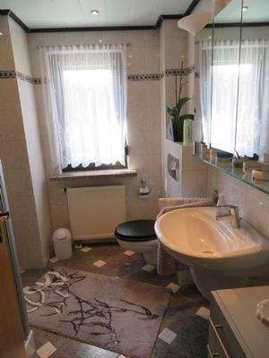 Haus 1: 1.OG - Duschbad