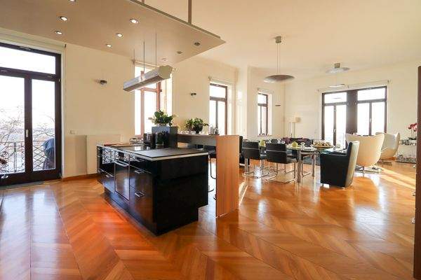 Wohn- und Essbereich