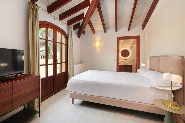 Luxusvilla in erster Meereslinie zu vermieten in Cala Ratjada, Mallorca