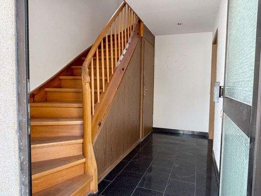 Treppenhaus im EG