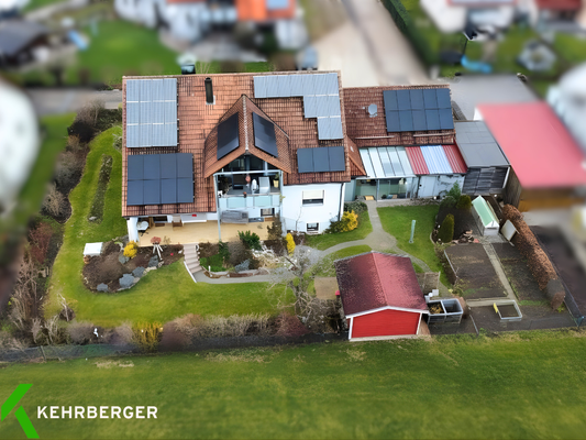 Drohnenansicht Gesamtes Grundstück