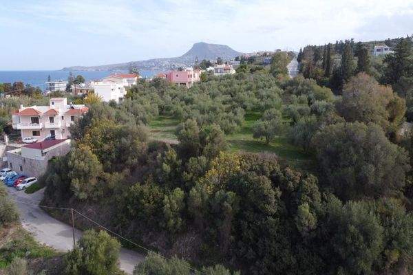 Kreta, Kalyves: Grundstück in Strandnähe mit herrlichem Meerblick zu verkaufen