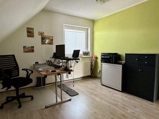 Arbeitszimmer OG