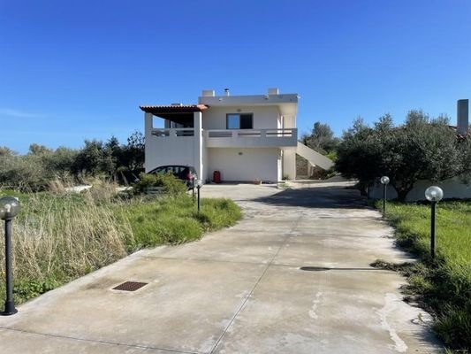 Kreta, Pigi: Geräumiges Haus mit Meerblick zu verkaufen