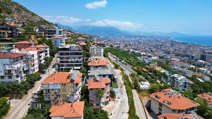 Ready-to-Move Sea-View Flats in a Complex with Pool in Alanya