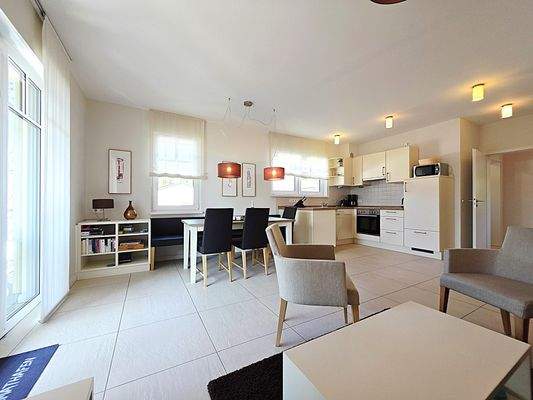 WZ m. Essbereich und Küche