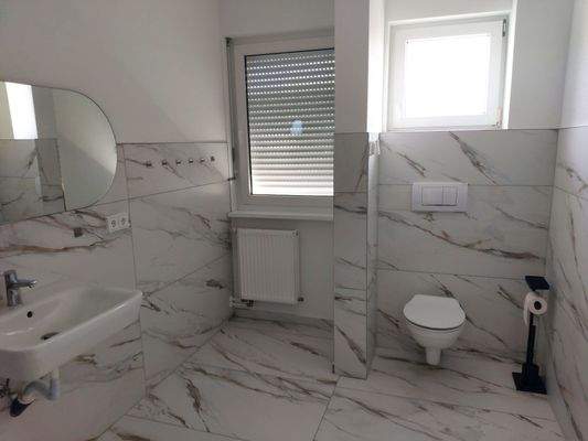 Eines der Badezimmer