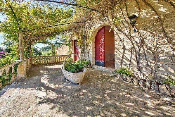 Montuiri Mallorca Landhaus zum Verkauf Terrasse 9021
