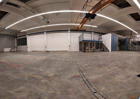 Halle_leer_Nord .jpg