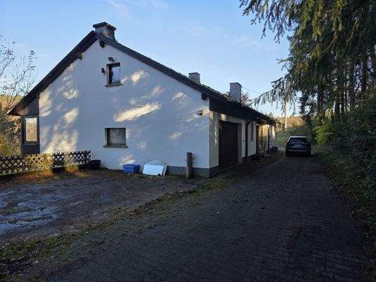 Ansicht mit zusätzlichen Stellplätzen