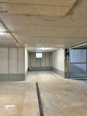 Tiefgaragenstellplatz