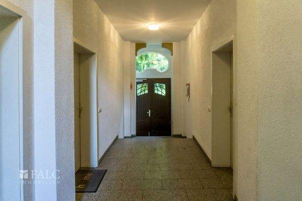 Eingangsbereich im EG 