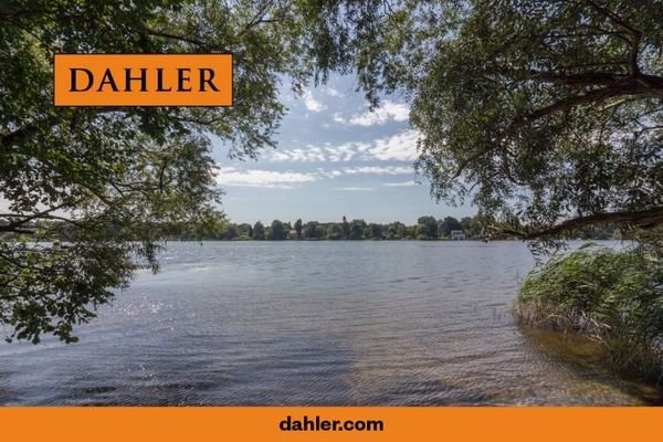 Bathing place at the Fahrländer lake