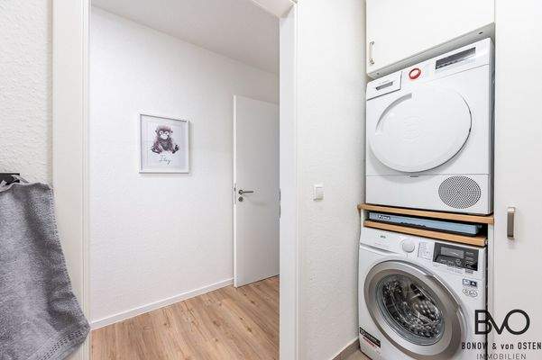 Hauswirtschaft im geräumigen Gäste-WC