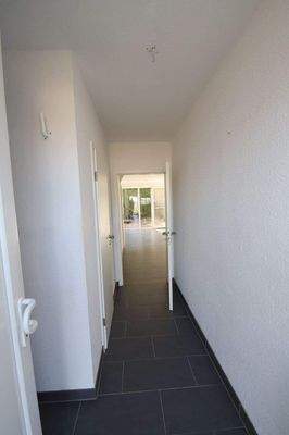 Flur im Eingangsbereich.JPG