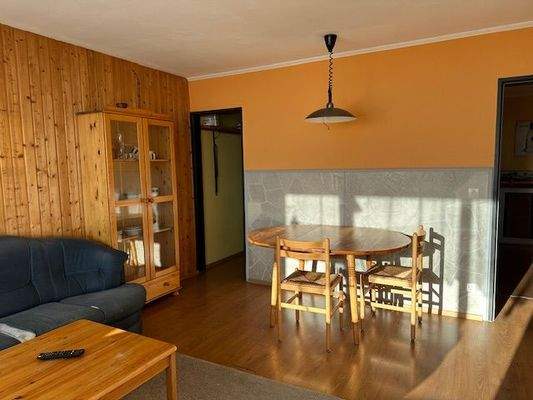 Wohnraum mit Essplatz