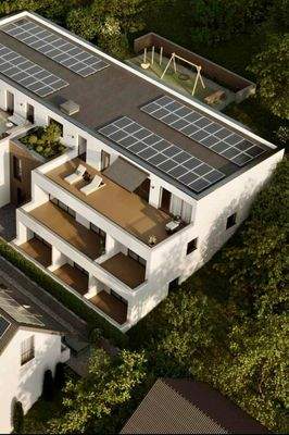 Hinterhaus und Spiel-Sportplatz.jpg