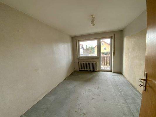 Kinderzimmer/Büro rechts