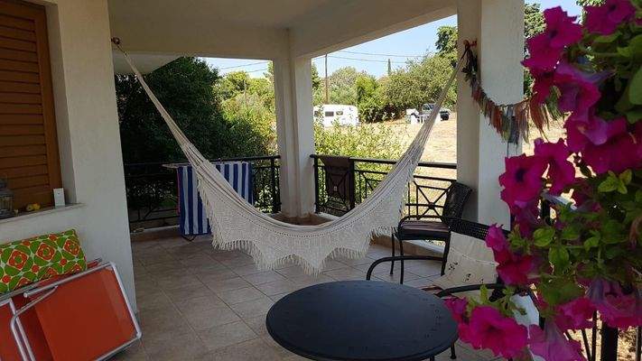 c82fb80e-baf2-4cf4-b195-756b388e586d