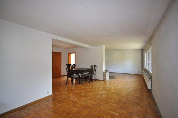 20 Wohn und Esszimmer.JPG