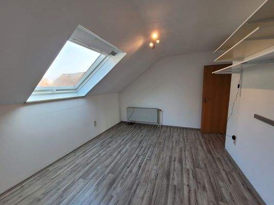 2. Büro- oder KInderzimmer Ansicht II.jpg