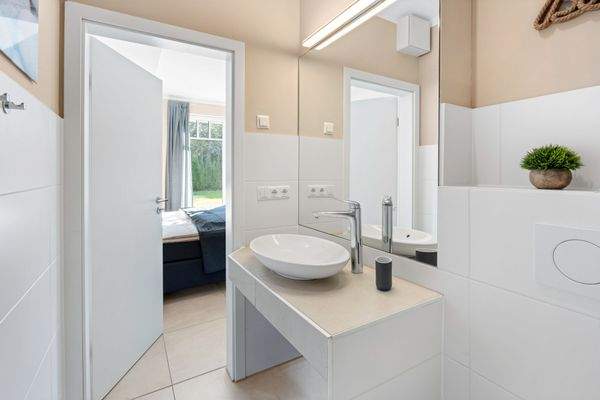 Haus am Wald – Zwei Häuser mit vier Ferienwohnungen DAHLER Rostock