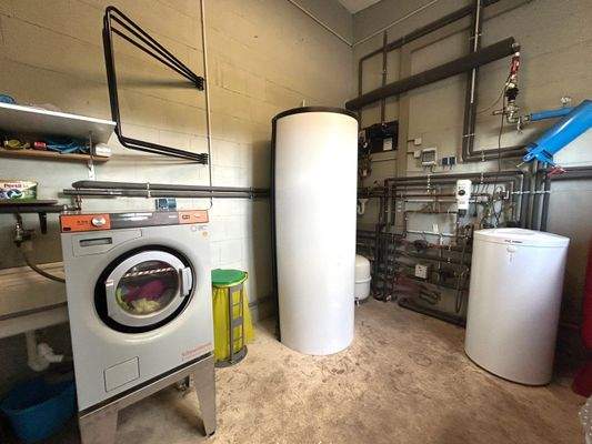 Fernwärme Waschen Halle