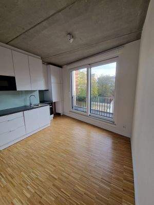 Wohnküche + Zimmer 4.jpg