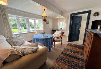 Helles Wohnzimmer (W1)