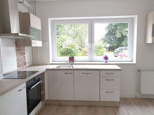 ...mit Blick in den Garten...