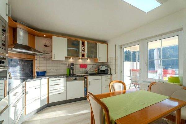 Rechte DHH: Küche OG 