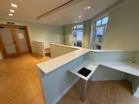 Tresen im Eingangsbereich