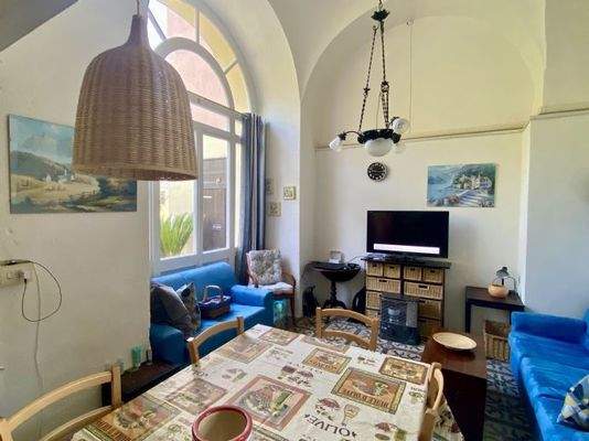 CV821_05 TERRA ITALIA IMMOBILIEN_LIGURIEN_CASTEL V