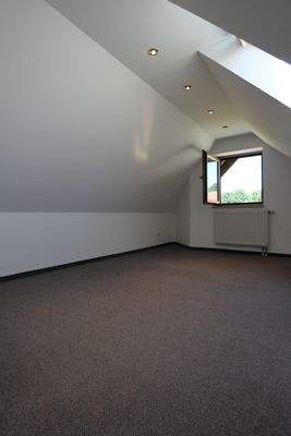 2. Zimmer im Dachgeschoss