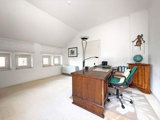 Arbeitszimmer