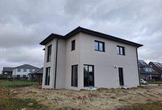 20240203_151427 (002).jpg