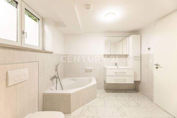 Bad Einliegerwohnung