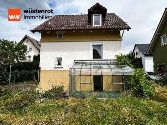 Garten: Mit einem stillen Garten und einem Gewächshaus am Haus – hier blüht, was gepflegt wird