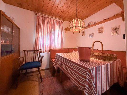 Essbereich (neben der Küche) 