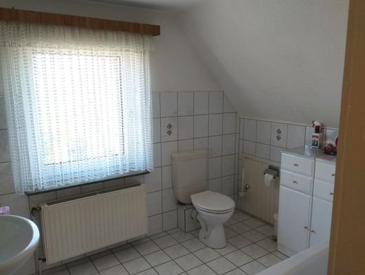 Badezimmer OG.jpg