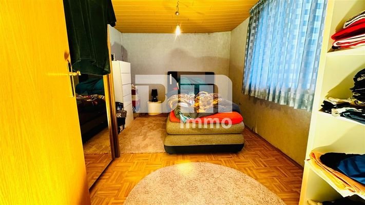 Hinterhaus OG Schlafzimmer / Kinderzimmer