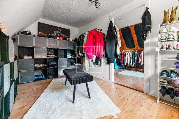 OG Zimmer III Ansicht II