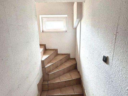 Treppe zum KG