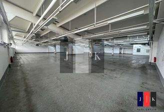 Halle Innenansicht 4