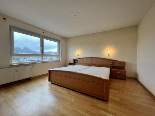 561 - Schlafzimmer