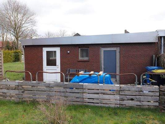 Nebengebäude Lager und Kaminzimmer