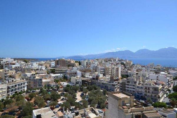 Kreta, Agios Nikolaos: Penthouse-Wohnung miit 3 Schlafzimmern und Meerblick