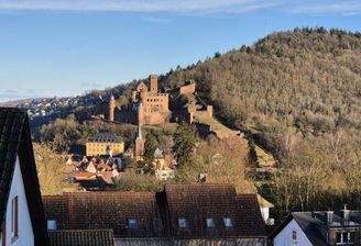 von Balkon auf Burg