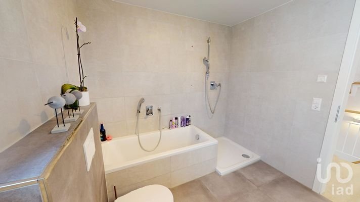 Badezimmer 02