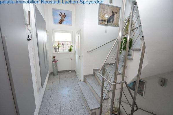 Diele EG mit Wandschrank